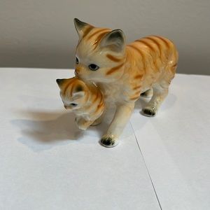 Vintage Bone China Cat Mother and Kitten Figurine Orange Stripe Taiwan